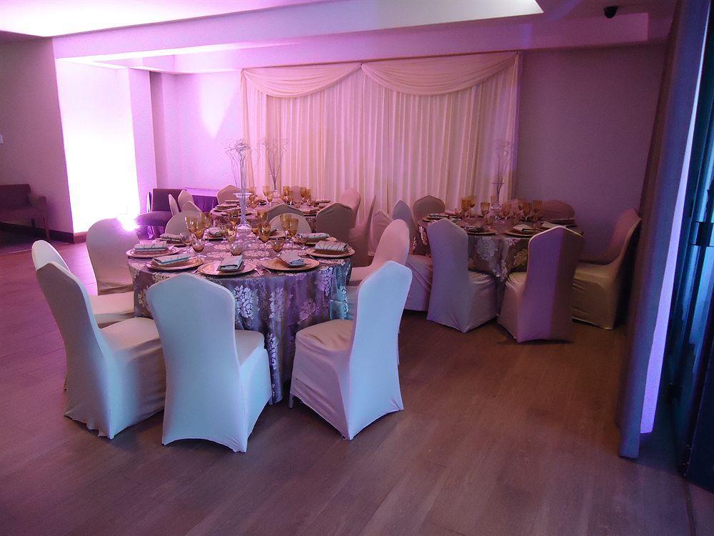 The Square Boutique By Misty Blue Hotel 4*